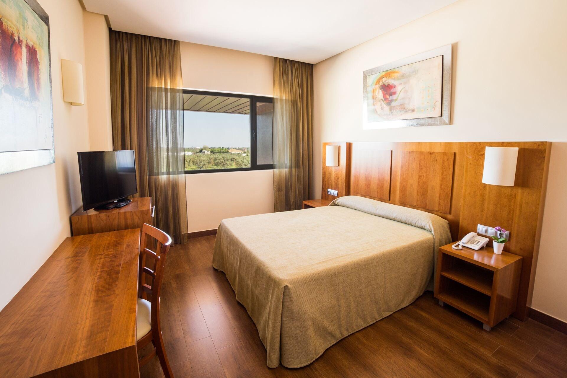 Leflet Sanlucar Hotel Sanlucar la Mayor Exterior photo